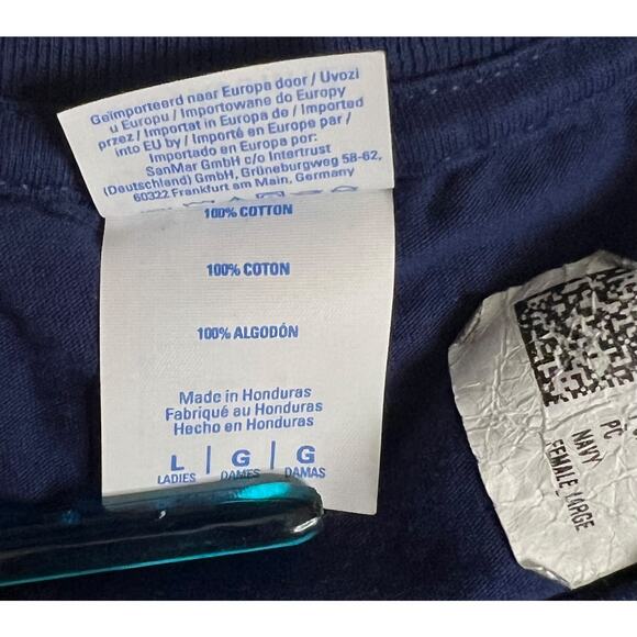 Just a Girl Who Loves Anime and Sketching Graphic T-Shirt – Navy Blue Size Large - Picture 6 of 9